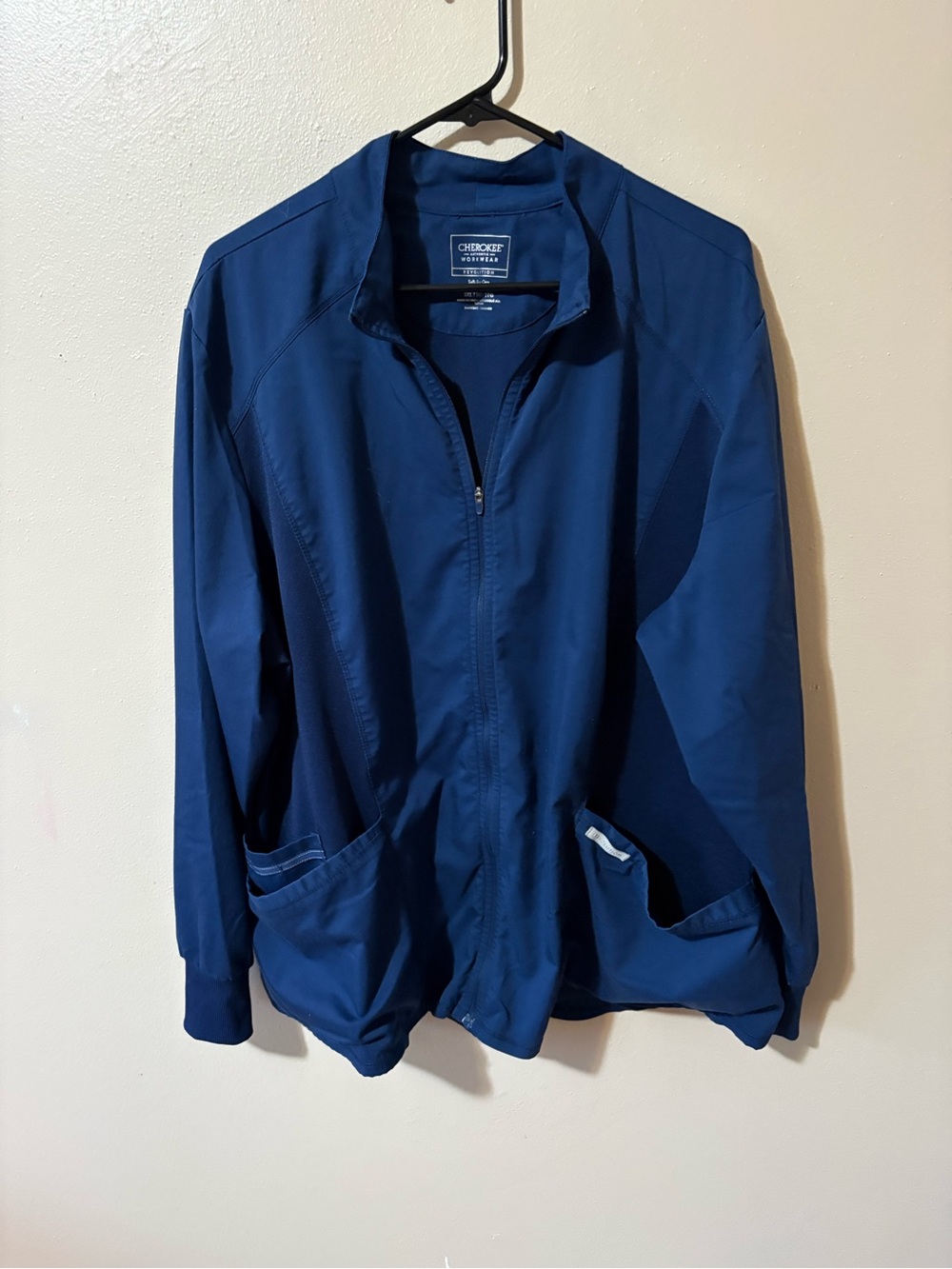 Cherokee Revolution Navy Scrub Jacket women’s size 3X